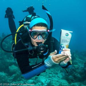 a diver showing Stream2Sea is a reef safe sunscreen